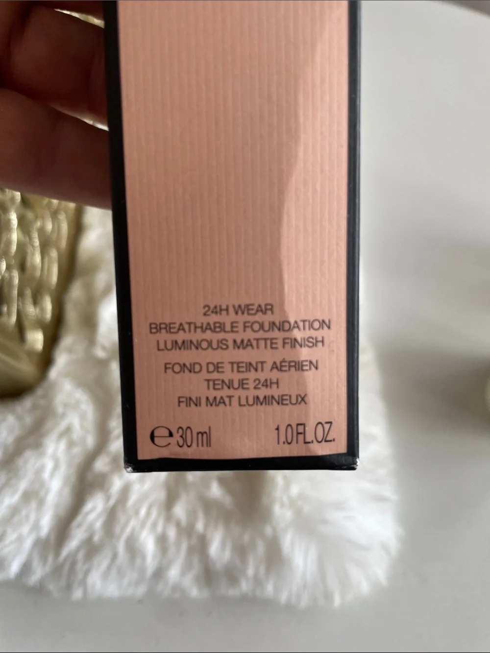 Gucci Éternité de Beauté Breathable Foundation - Fair 180W
